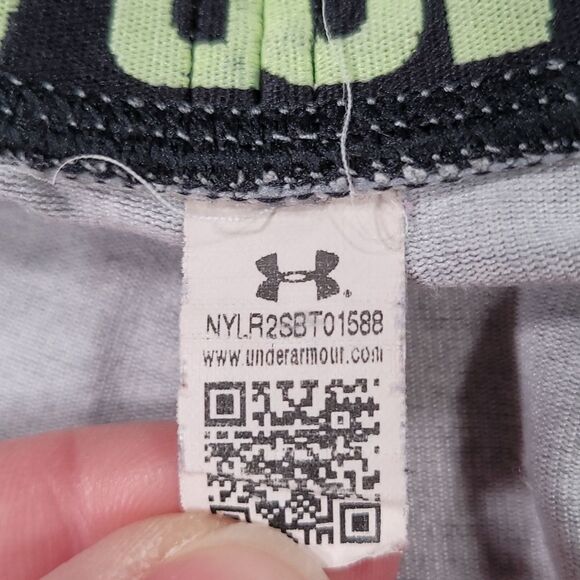 🔺️Under Armour Gray Fitted Spellout Cropped Athletic Pants Medium - Picture 7 of 7